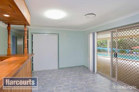 Property photo of 52 Hillenvale Avenue Arana Hills QLD 4054