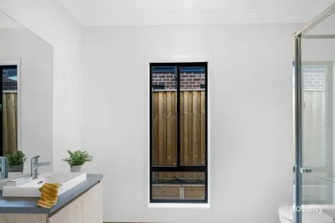 Property photo of 25 Marlee Drive Deanside VIC 3336