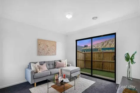 Property photo of 25 Marlee Drive Deanside VIC 3336