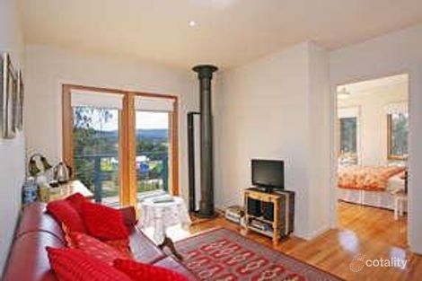 Property photo of 18 Bambra Road Aireys Inlet VIC 3231