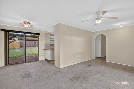 Property photo of 4 Stagg Place Ambarvale NSW 2560