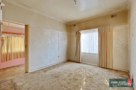 Property photo of 4 Short Street Moe VIC 3825