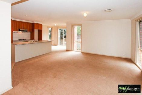 Property photo of 13 Hastings Square Warragul VIC 3820