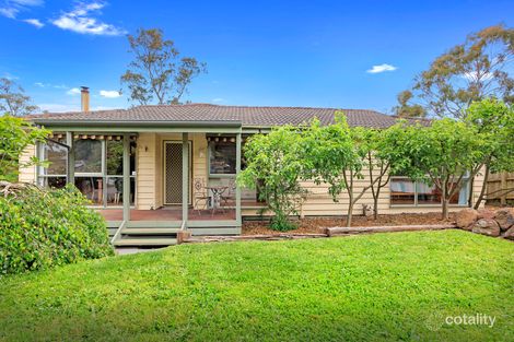 Property photo of 7 Weymar Crescent Wandin North VIC 3139