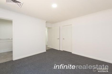 Property photo of 30 Ringtail Street Banksia Grove WA 6031