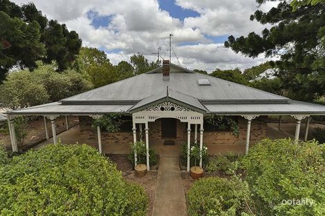 5b Campbell St, East Toowoomba, QLD 4350