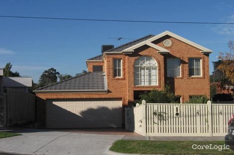 Property photo of 18 Carinya Road Bentleigh East VIC 3165