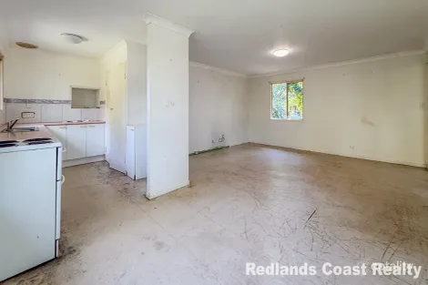 Property photo of 12 Leonie Crescent Lamb Island QLD 4184