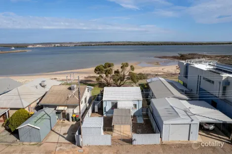 Property photo of 59 John Lewis Drive Port Broughton SA 5522