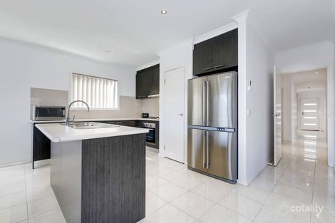 Property photo of 16 Morgan Crescent Werribee VIC 3030