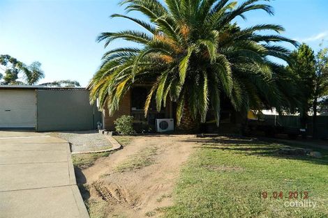 Property photo of 8 Regency Place Melton West VIC 3337