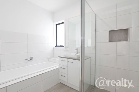 Property photo of 2/2 Oleander Street Doveton VIC 3177