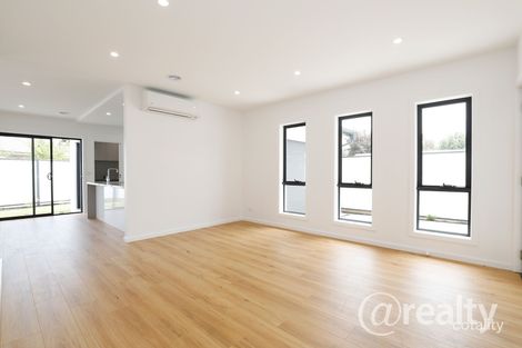 Property photo of 2/2 Oleander Street Doveton VIC 3177