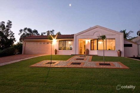 15 Anembo Pl, Kelmscott, WA 6111