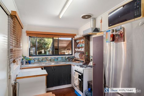 Property photo of 17 Jill Street Sunderland Bay VIC 3922