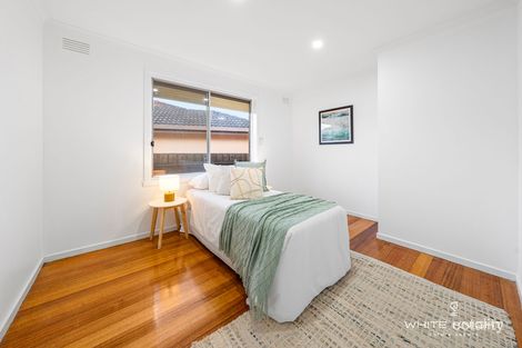 Property photo of 6 Halifax Close St Albans VIC 3021