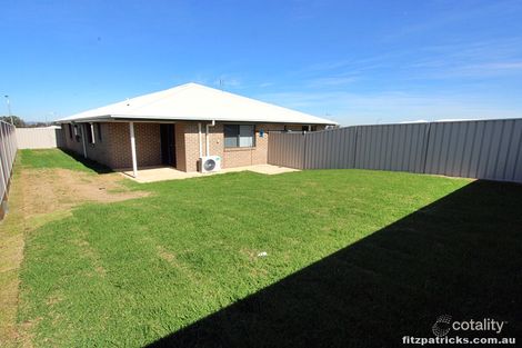 Property photo of 2/16 Turramia Crescent Gobbagombalin NSW 2650