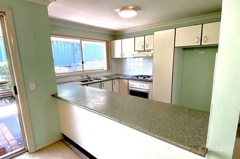 Property photo of 10/6 Binalong Road Pendle Hill NSW 2145