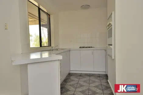 Property photo of 22 Thoroughbred Avenue Werribee VIC 3030