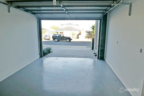 Property photo of 32 Lex Grove Oak Park VIC 3046