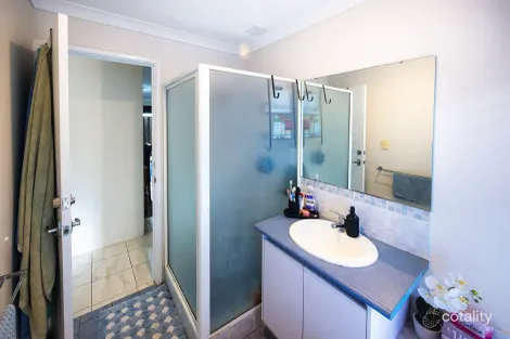 Property photo of 82 Pinegrove Drive Ellenbrook WA 6069