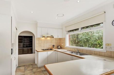 Property photo of 5 Warren Street Doncaster VIC 3108