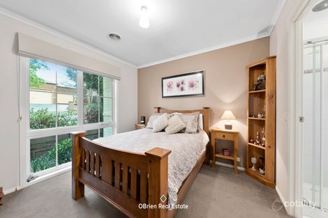 Property photo of 14 Grove Gardens Berwick VIC 3806