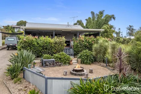 Property photo of 4 Allan Place Curra QLD 4570