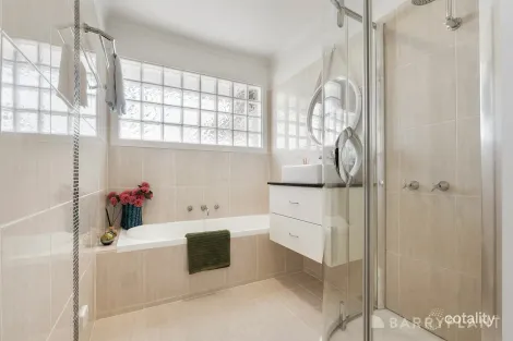 Property photo of 1/19 Sellick Drive Croydon VIC 3136