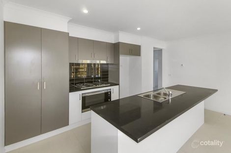 Property photo of 28 Falcon Street Armstrong Creek VIC 3217