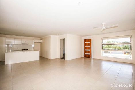 Property photo of 16 Soho Drive Deebing Heights QLD 4306
