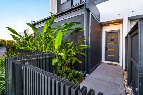 48 Delta Cct, Hope Island, QLD 4212
