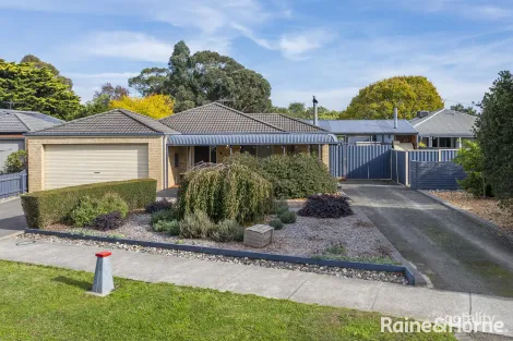 14 Doriemus Ct, New Gisborne, VIC 3438