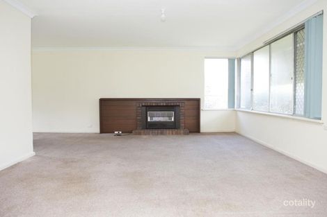 Property photo of 4 Marlow Way Thornlie WA 6108