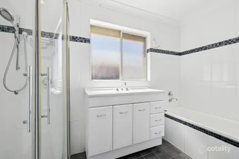 Property photo of 10 Hirt Avenue Murray Bridge SA 5253