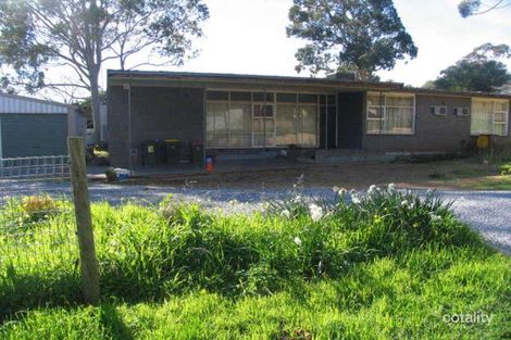 2 Linton Rd, Para Hills, SA 5096