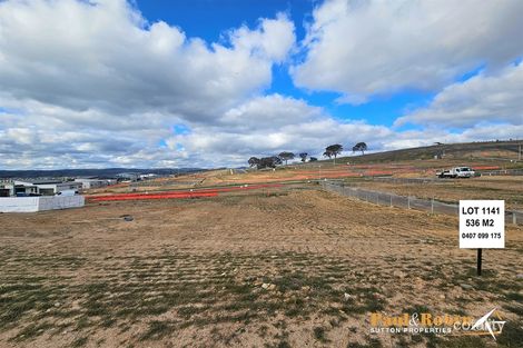 Property photo of 41 Briand Crescent Googong NSW 2620