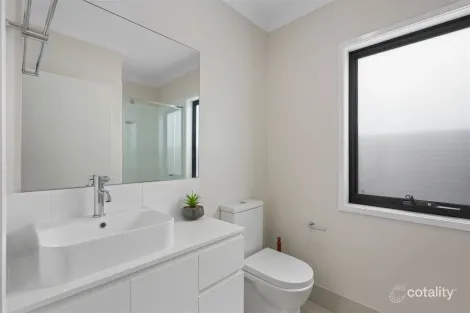 Property photo of 30 Jimmy Road Coomera QLD 4209