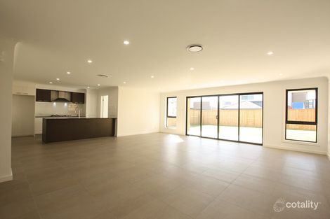 Property photo of 12 Bywaters Drive Catherine Field NSW 2557