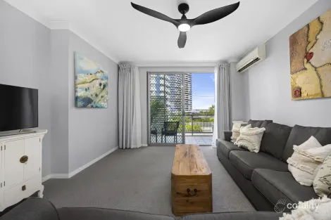 27/12-18 Bayview St, Runaway Bay, QLD 4216