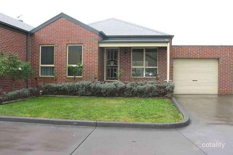 10 Parkhill Dr, Berwick, VIC 3806