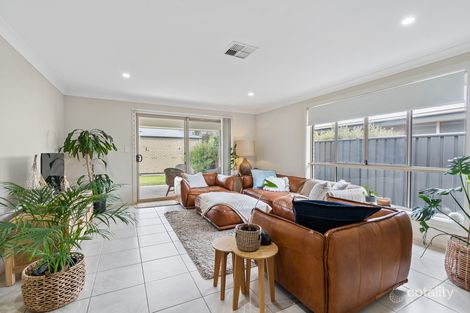 25 Princess Royal Pde, Hindmarsh Island, SA 5214