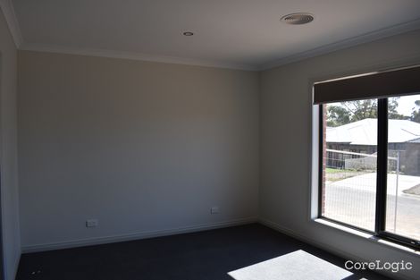 Property photo of 2 Banksia Court Beaufort VIC 3373