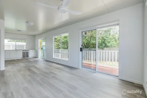 Property photo of 15 Waratah Drive Crestmead QLD 4132