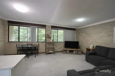 5/4 Burr Ave, Nowra, NSW 2541