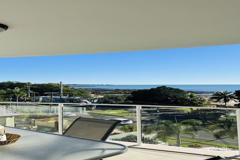 Property photo of 402/239 Esplanade Pialba QLD 4655