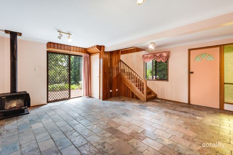 Property photo of 3 Maranoa Street Wyoming NSW 2250