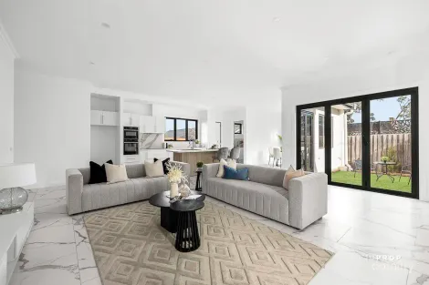 Property photo of 3/12 Rangeview Grove Balwyn North VIC 3104