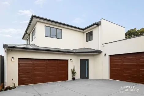 Property photo of 3/12 Rangeview Grove Balwyn North VIC 3104