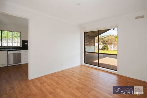 Property photo of 8 White Court Eagle Point VIC 3878